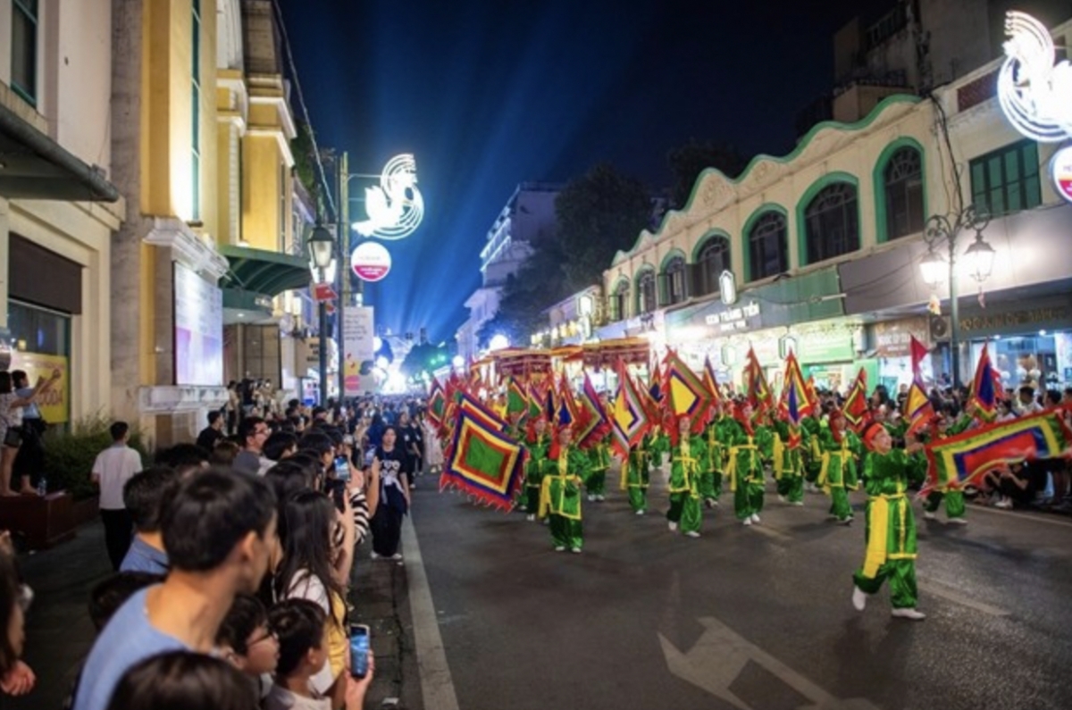 'Creative Meetup' programme takes place in Hanoi